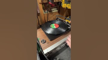 Thumbnail of Playing a warped AC/DC vinyl record. #acdc #classicrock #vinylrecords #vinylcommunity #vinyljunkie