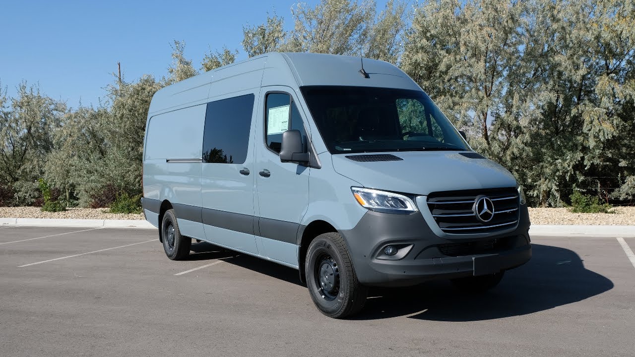 mercedes sprinter blue