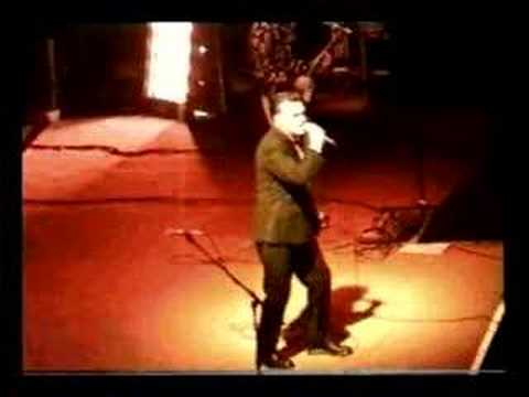 Morrissey - Nobody Loves Us (1995)