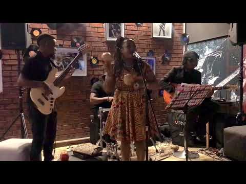 Zvichanaka (Old Rock Cafè live )