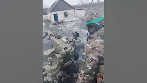 Bakhmut battle | footage of ukrainian soldier firing heavy machine gun | ukraine war