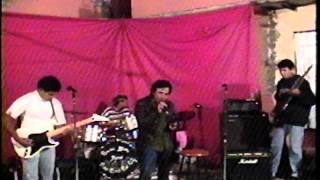 Jose Luis D:F "Barrios Pobres" en Vivo 1994.avi chords