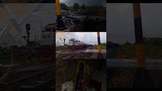 menunggu kereta api #keretaapi