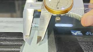 M3 Screw with self lifting square washer