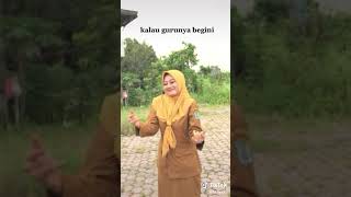 Tik tok guru nyah😚😚cantik banget