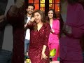 Bhagyashree And Salman Khan Dancing On Stage Dil Deewana Bin Sajna