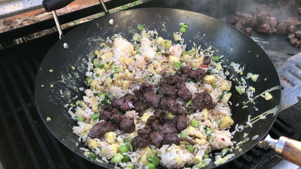 Backyard Feeds S02E05: Egg Fried Rice with diced Kangaroo