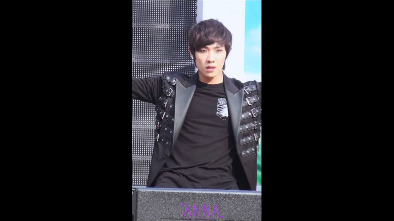 [ANNACYOU] 120519 경희대 축제:전쟁이야 이준 ♥ 직캠.wmv