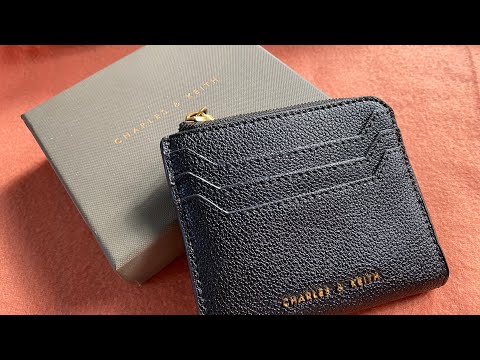 Charles and Keith Multiple slot mini pouch|| Unboxing