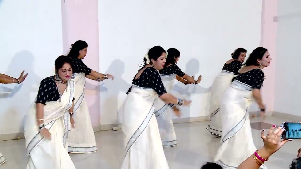 Concorde SVWR Onam 2022   16  Ladies group dance CSV
