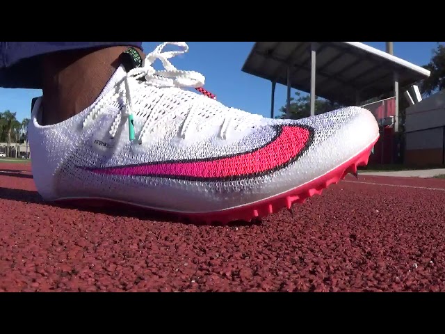 2021 Nike Zoom Superfly Elite 2 - on the track 360 view and