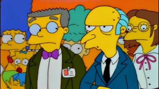 Los Simpson: Smithers "¿Se refiere al revolver?"