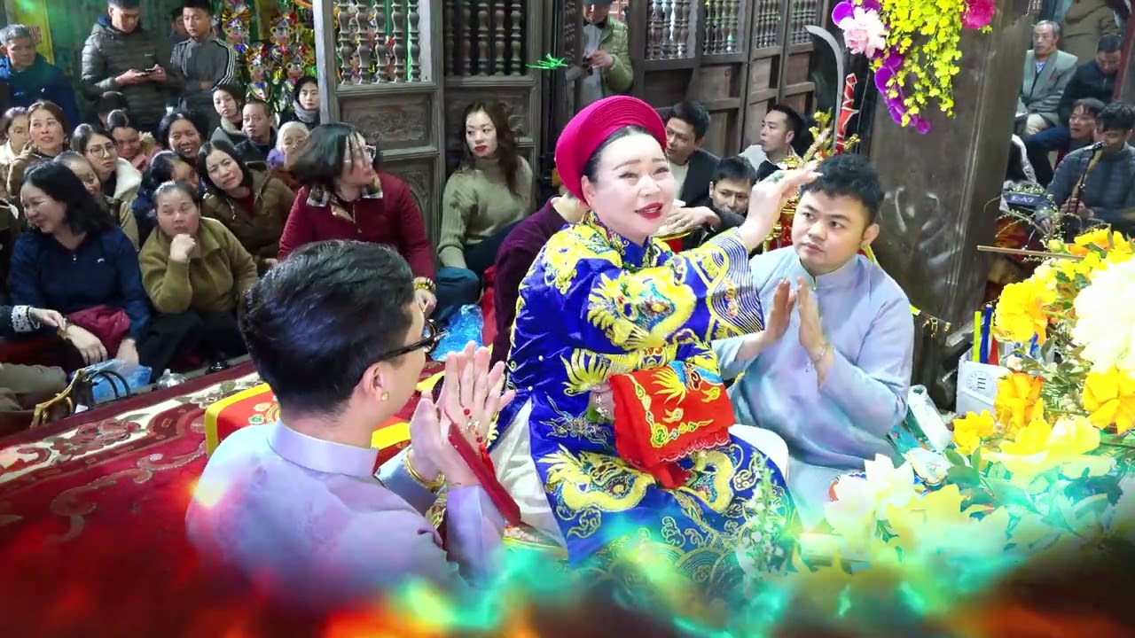 HOÀI THANH DÂNG VĂN TẠI PHỦ TIÊN HƯƠNG