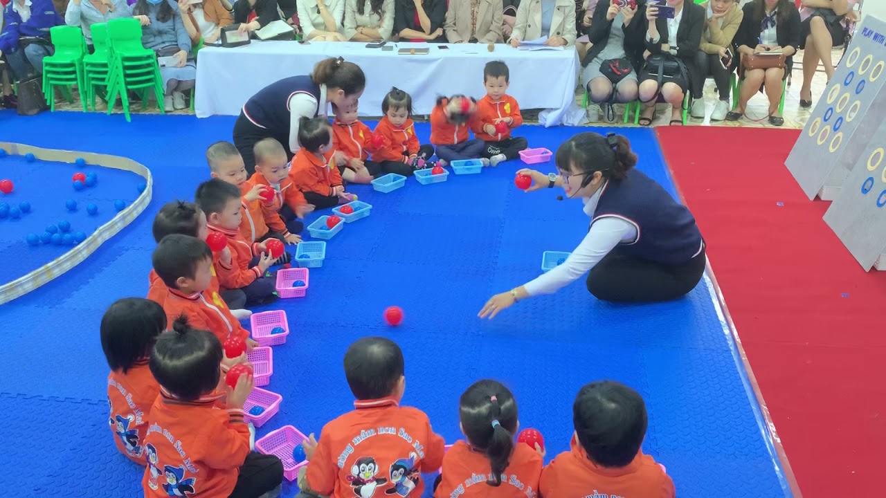 HhĐ Nhận biết - phân biệt: “ To - nhỏ”. Khối nhà trẻ MN Sao Mai