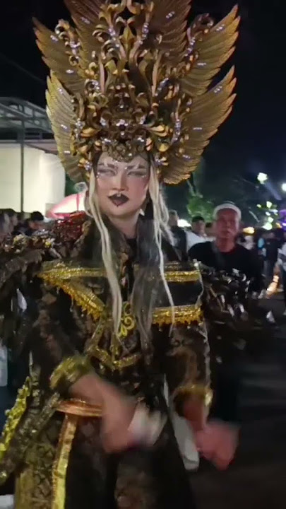 Kaisar Kasin ( Karnaval Kasin Sepanjang Gondang Legi Malang)