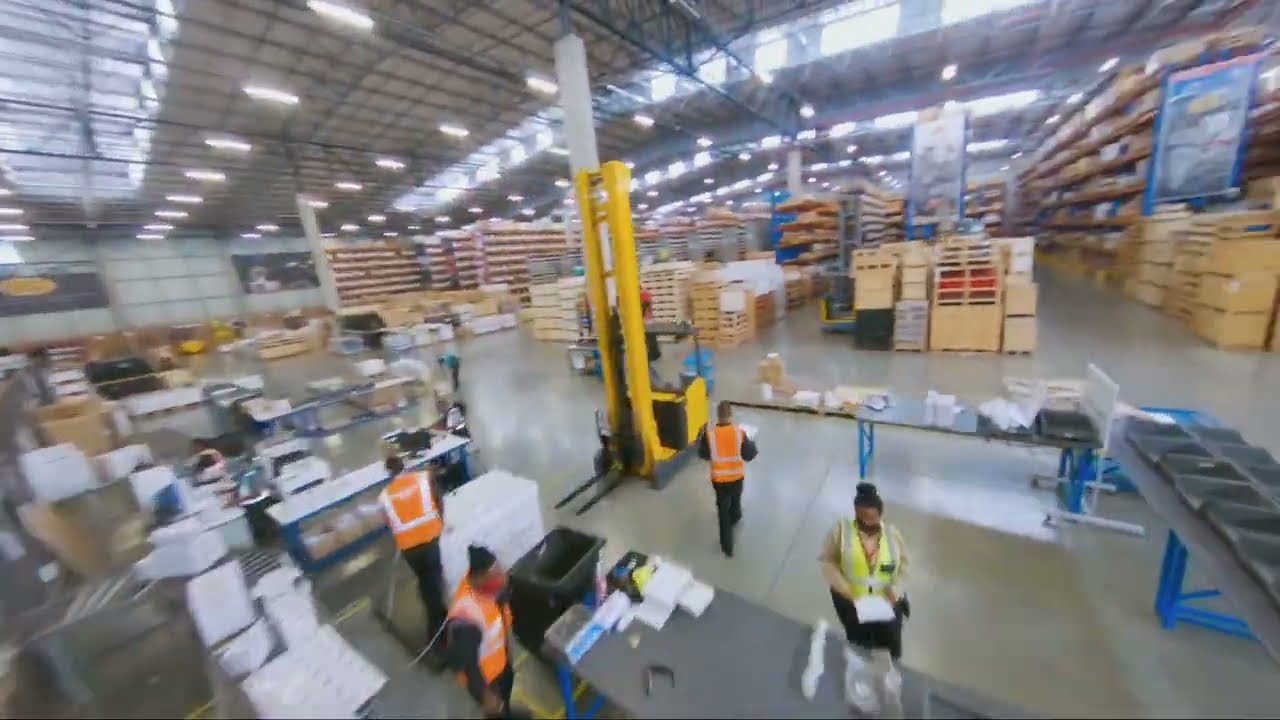 AGCO Africa flew a FPV drone through the Johannesburg Warehouse at top