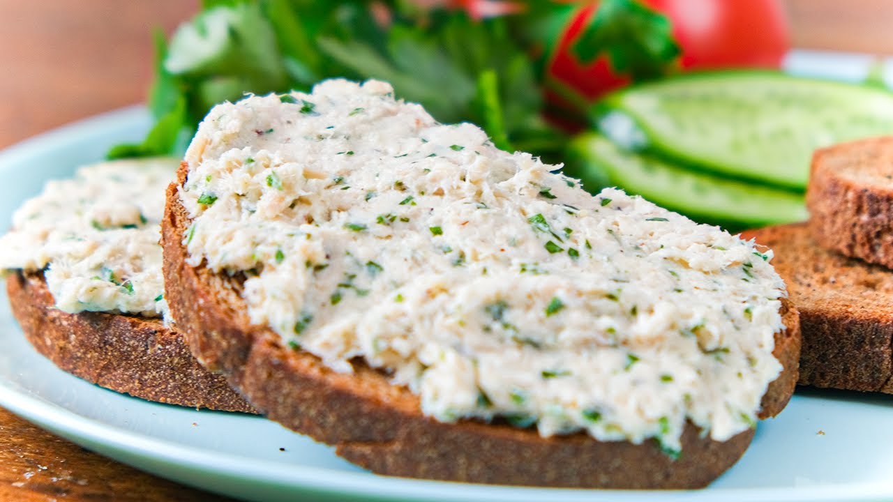 Fillet Breakfast A healthy and delicious breakfast idea! French recipe for chicken ...