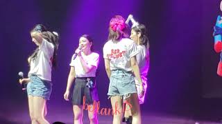 190210 (Red Flavor  goodbyes with cute Seulgi exiting the stage 😂) Red Velvet 'RedMare' in Dallas
