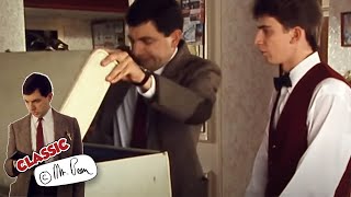 Ding, Ding, Ding! It's Mr Bean! | Classic Mr Bean