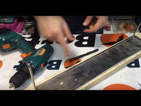 Бытовой шуруповерт Sturm! Обзор. тест. Как шуруповерт сверлит металл и дерево.