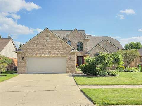 16794 Renee Drive, Macomb, MI home video tour