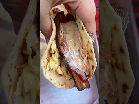 Video thumbnail: Matt’s BBQ Tacos in Portland, OR #pdxfood #portlandfood  #barbecue #tacos #breakfasttacos #bbqtacos