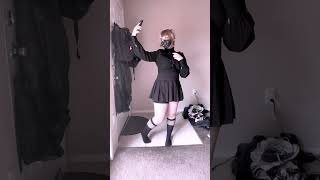 “Selfie Pose” Art References