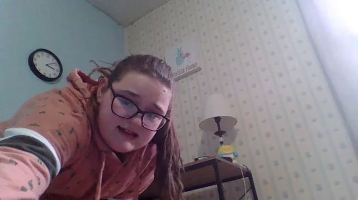 Cleaning my messy room!!!!