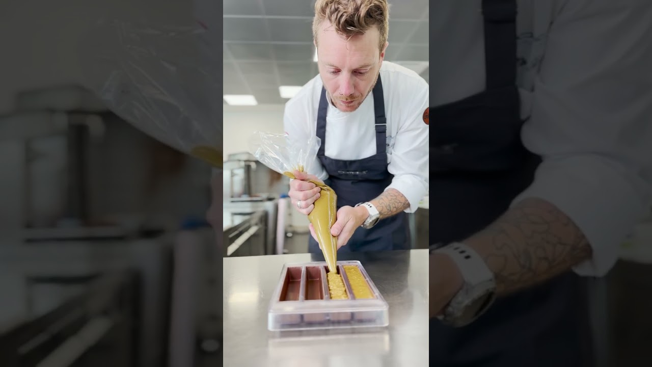 Chef Gonzo Making Dubai Chocolate with Pomati