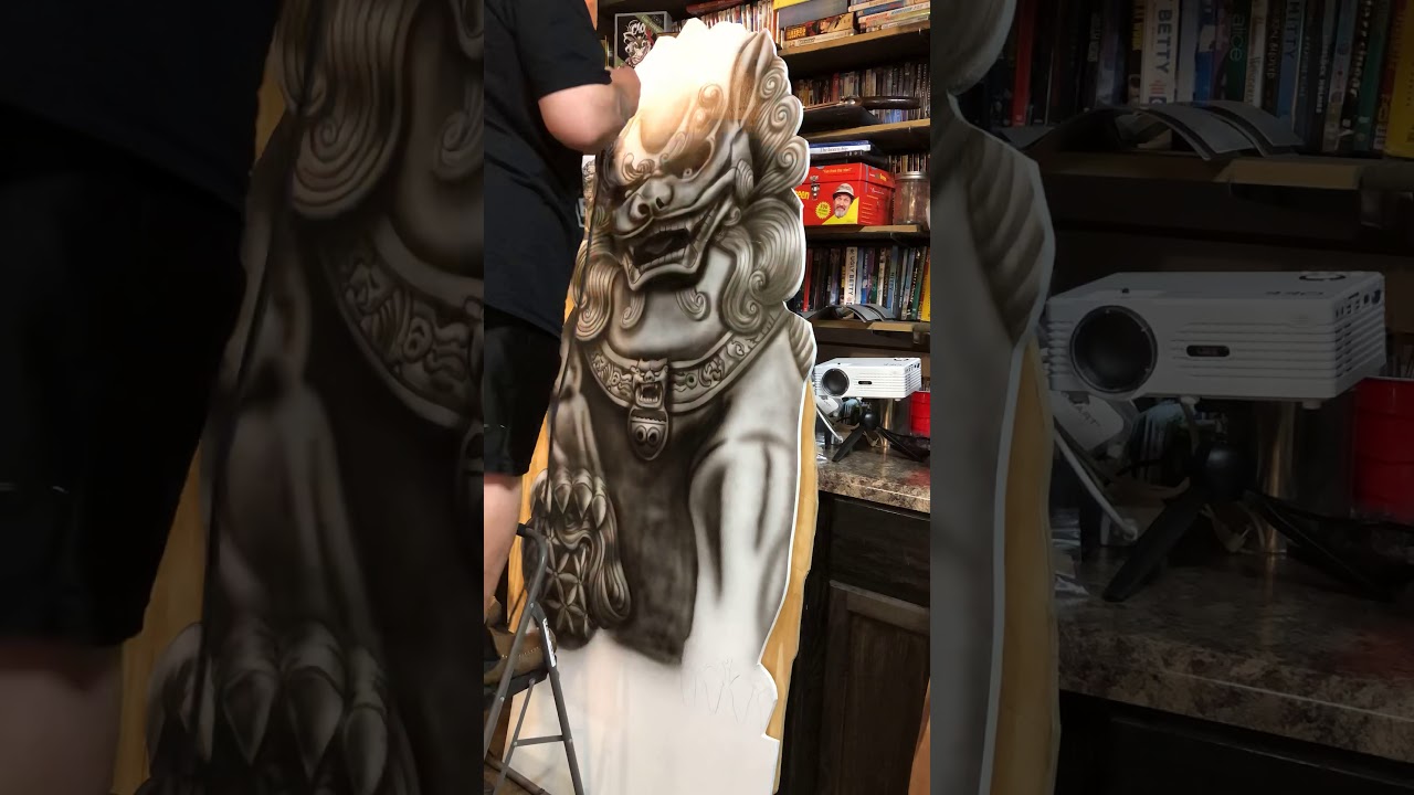 Airbrushing foo dog part three time lapse