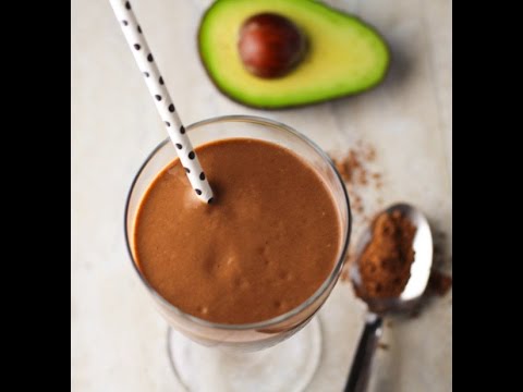 healthy-chocolate-avocado-smoothie