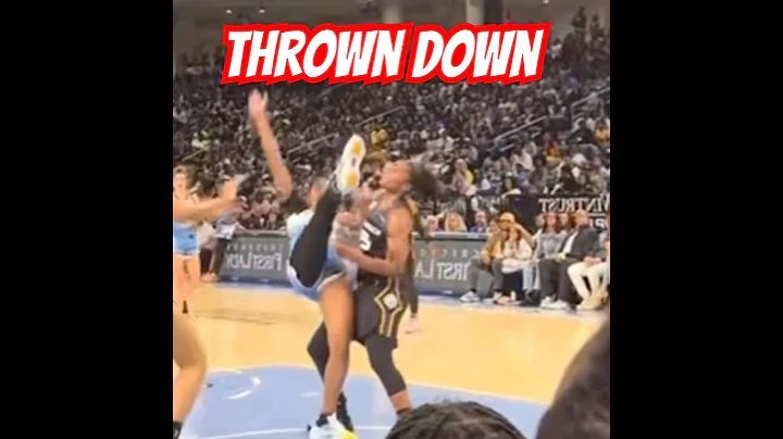 Angel Reese Gets choke slammed 👀 #caitlinclark #basketball #shorts