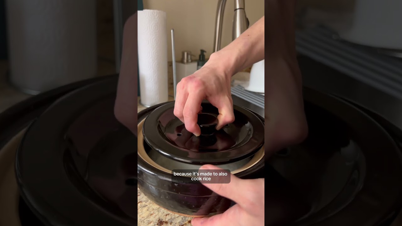 Теплый пряный тан-тан-набэ в горячем горшочке | 