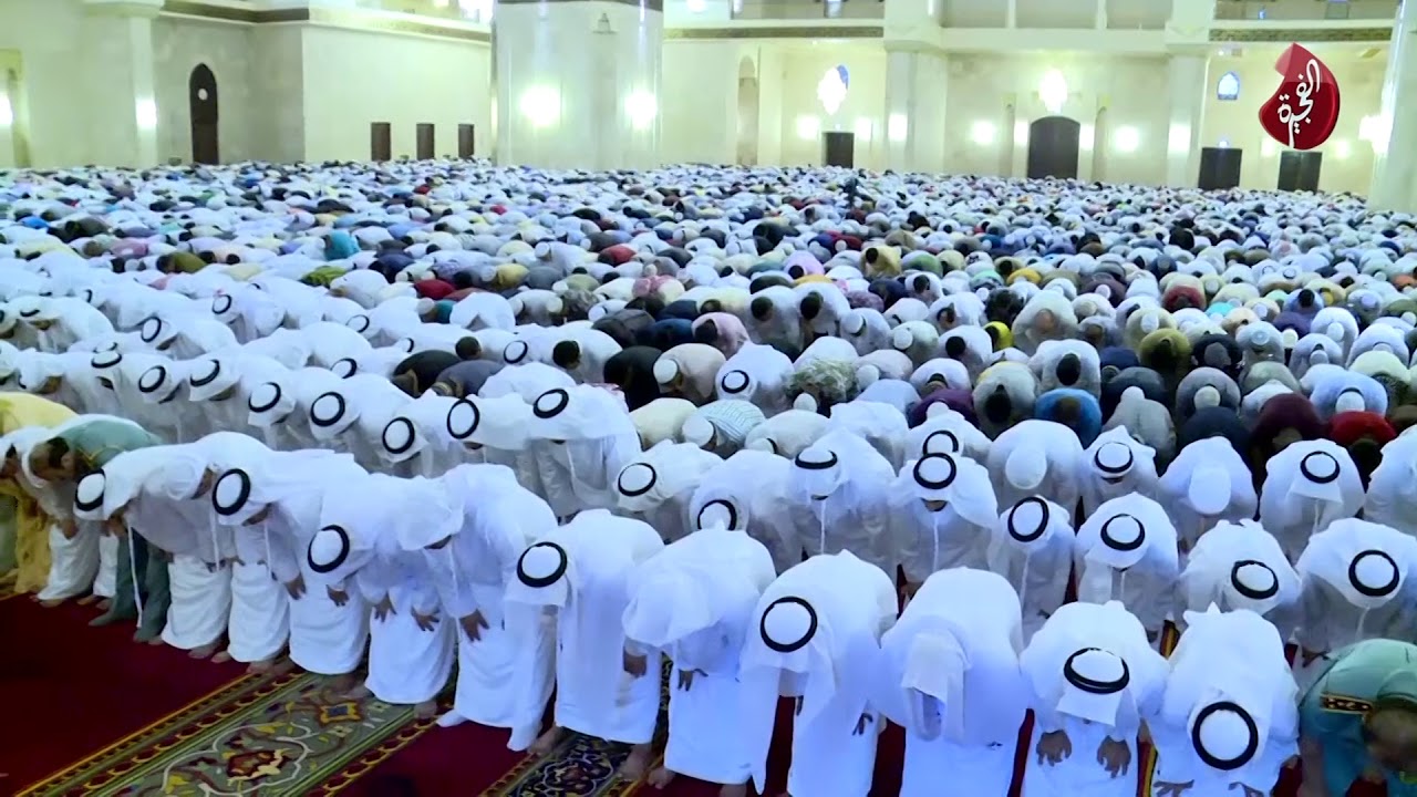 صلاة عيد الفطر المبارك من مسجد الشيخ زايد في امارة الفجيرة - تلفزيون الفجيرة