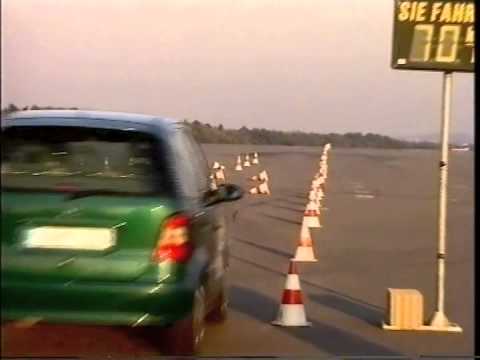 Mercedes-Benz A-Class / TUV Elk Test Video (1997)