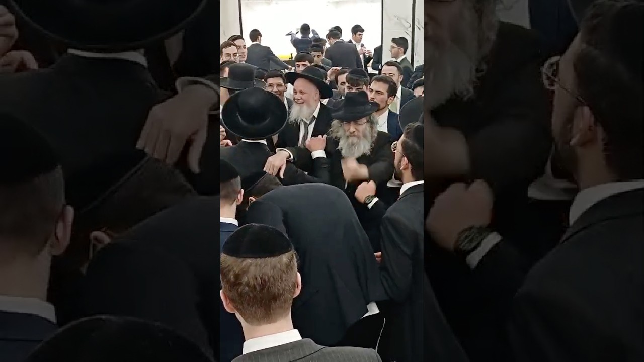 המשפיע הרה״צ ר׳ אלימלך בידרמן בריקוד בחתונת יתום