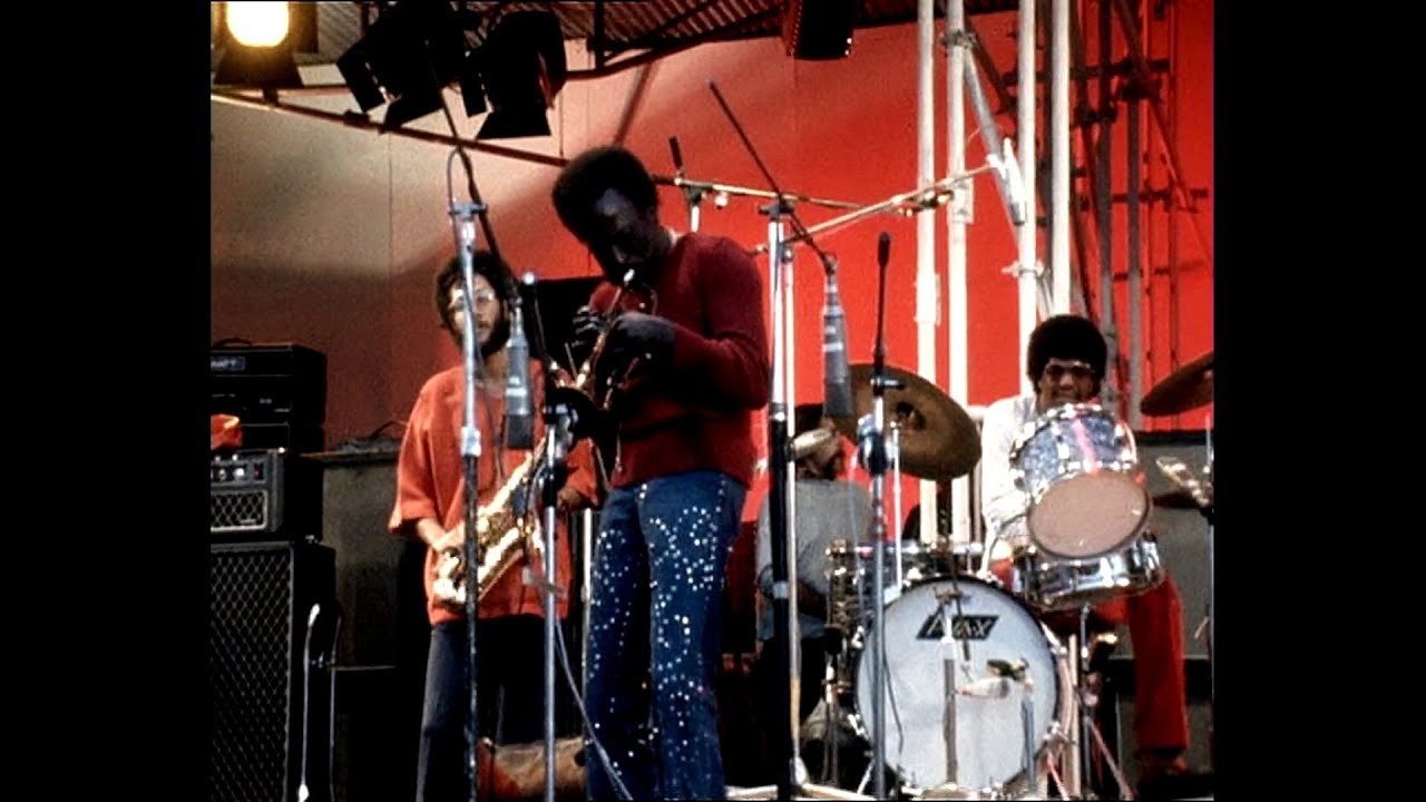 Miles Davis - The Isle Of Wight Festival 1970 (HQ) - YouTube