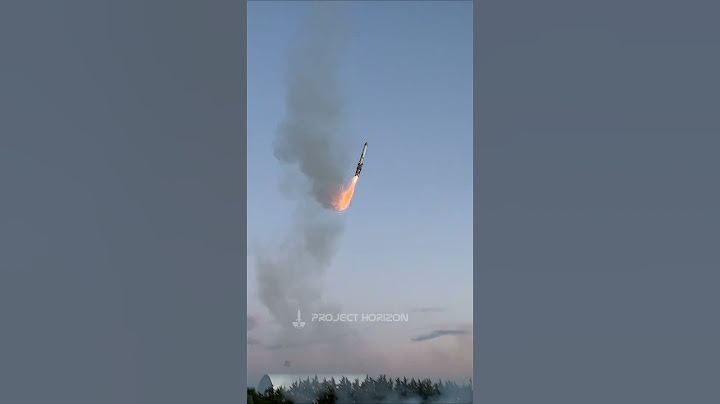 I FINALLY landed a model rocket!  🦅🚀