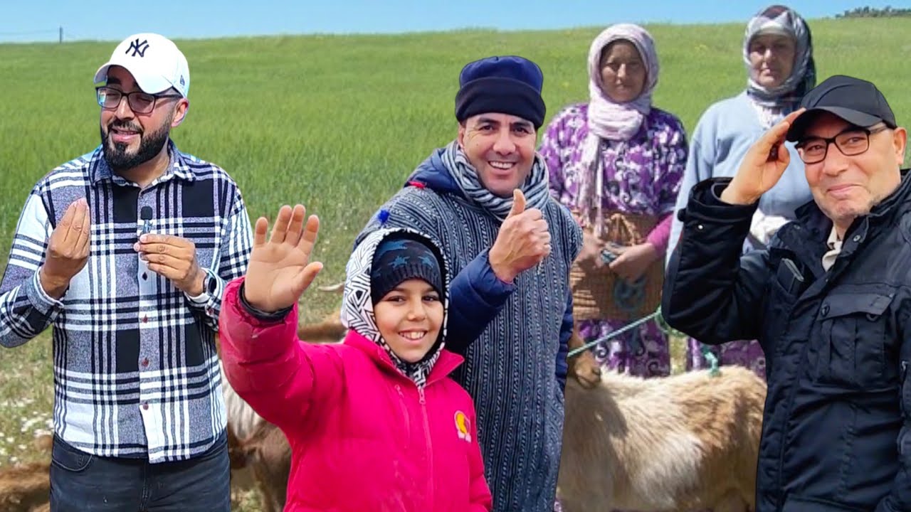 تحت أمطار الخير أجواء متميزة بـ السوق الأسبوعي بـ قرية أركمان مع رسالة عاجلة من مطار العروي