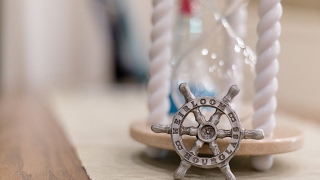 Wedding Hourglass Photos