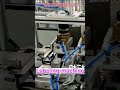 Automatic 360 rolling labeling machine for honey square bottled, four sides labeling without bubbles