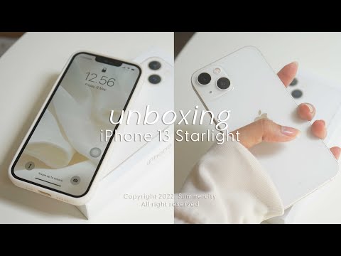 Unboxing iPhone 13