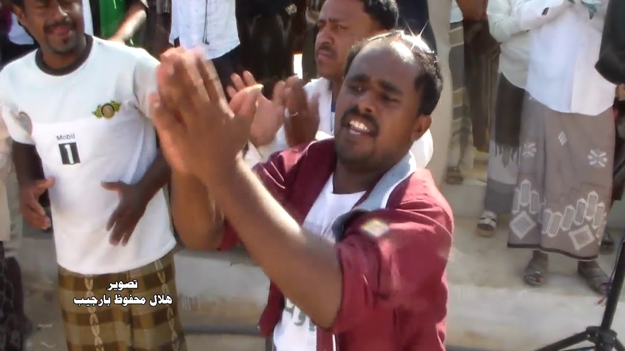 رابطة نادي البرق بتريم
في مدينة المكلا بملعب نادي التظامن بالمكلا 
مع المبدع الفنان محمد باشعيوث 
وم