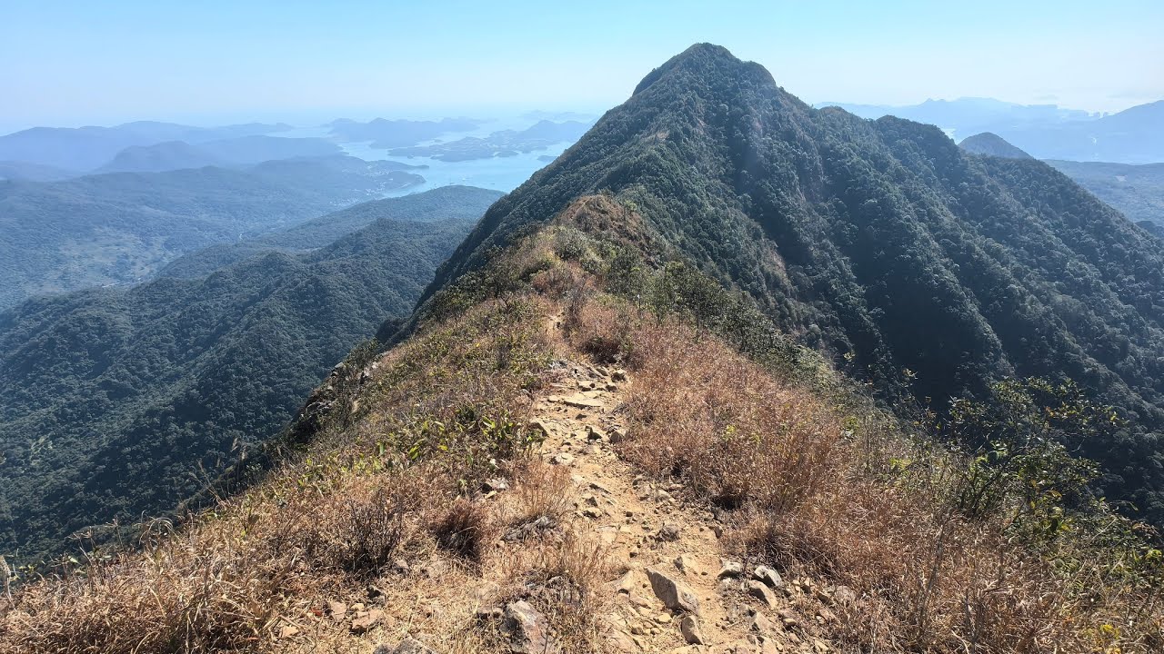 步步為營上馬鞍，攀過高峰又再上高峰