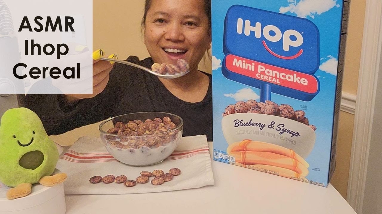 ASMR Ihop Mini Pancake Cereal, blueberry & syrup flavor. Soft chewing