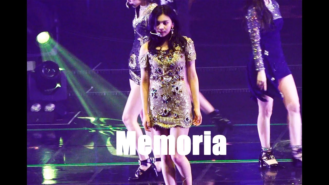 4K 190518 여자친구(GFRIEND) 엄지(UMJI) - 메모리아(Memoria) 직캠 @ GO GO GFRIEND 콘서트