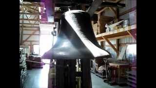 32' Cast Iron Bell Church School dinner Vintage Solid Heavy Crystal Antique! 32' Cast Iron Bell Church School dinner Vintage Solid Heavy Crystal Antique!