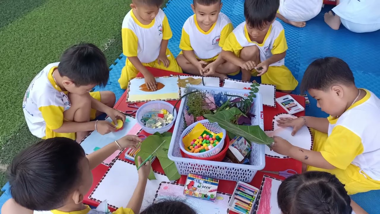 Tạo hình con vật sống dưới nước từ lá, nắp chai,.. 5-6t