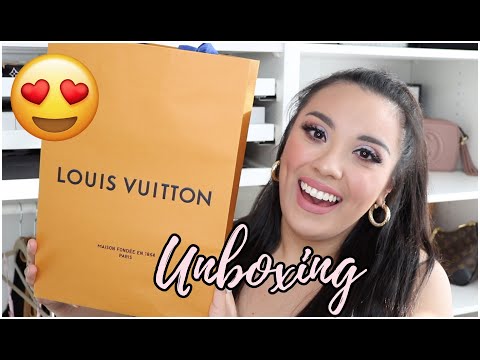 LV UNBOXING TSHIRT 2022 