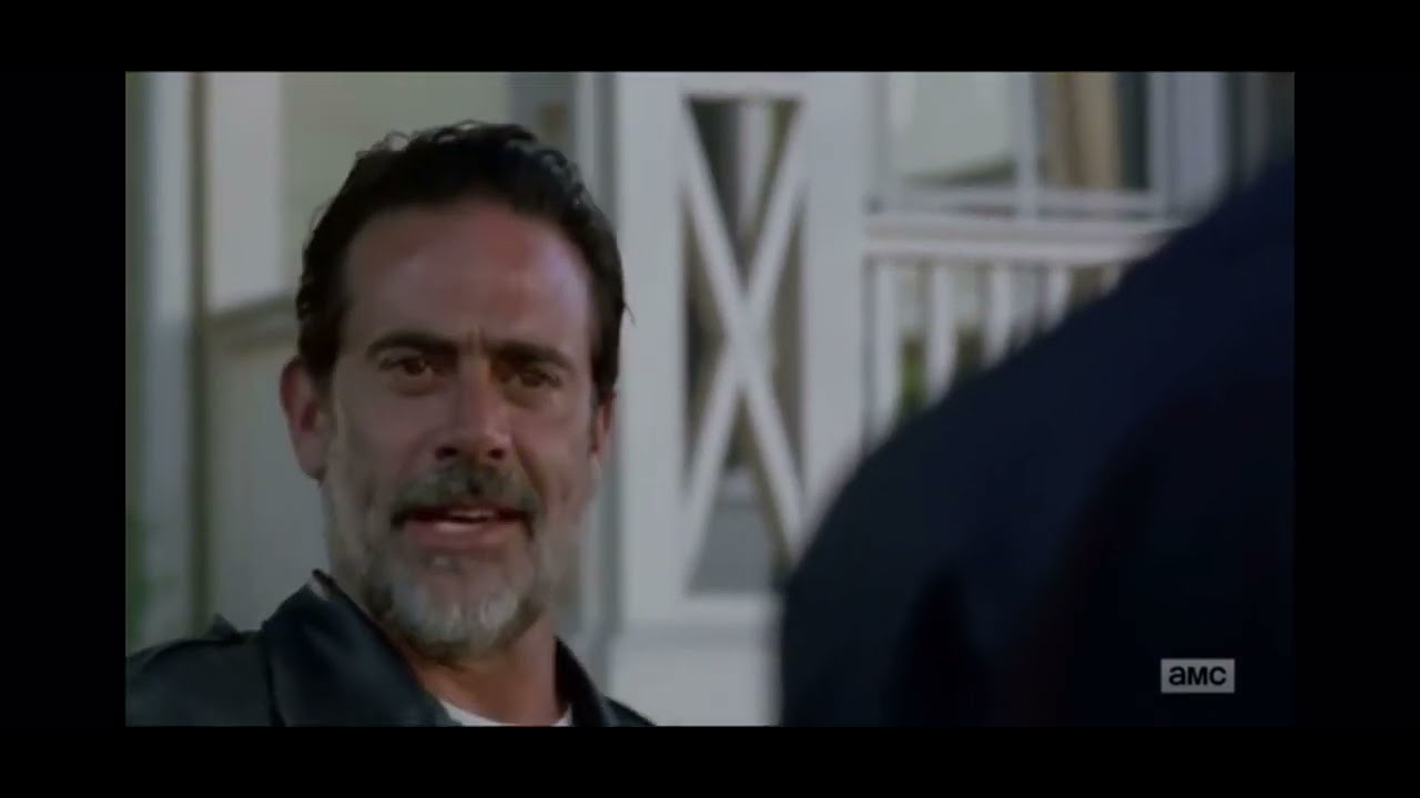 TWD father gabriel scares negan